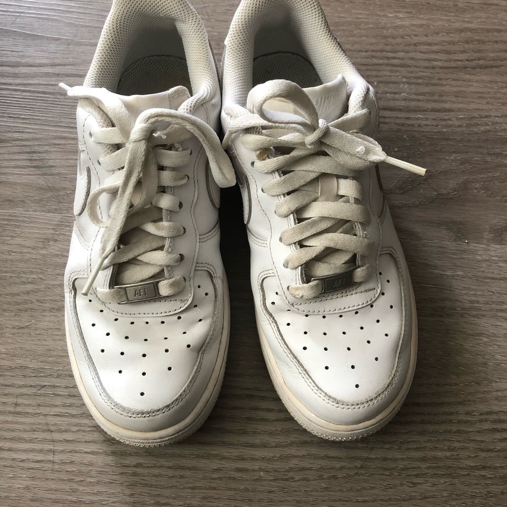 Nike Air Force 1 women’s size 7